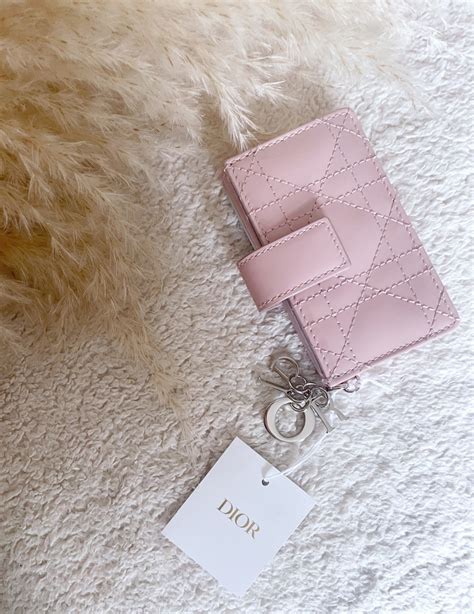 dior accordion card holder